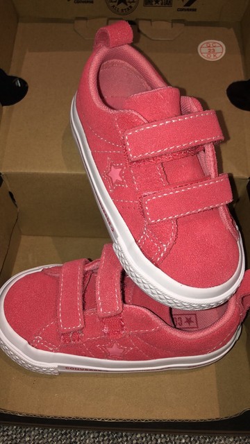 toddler size 6 converse shoes